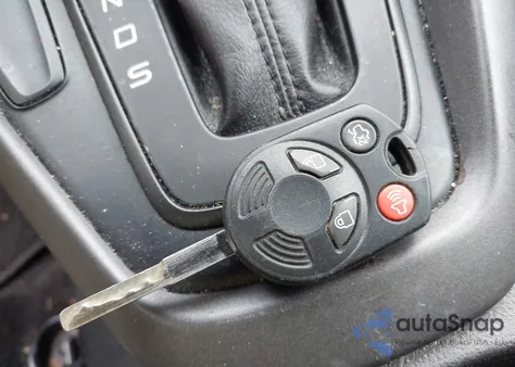 2015 Ford Focus Se z USA, uszkodzony, nr VIN 1FADP3F26FL274551